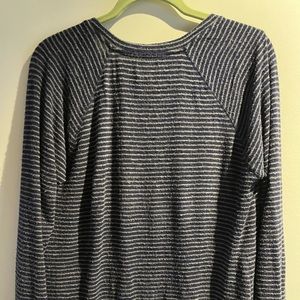 Women’s Sundry Sweater___SIZE 3___Large